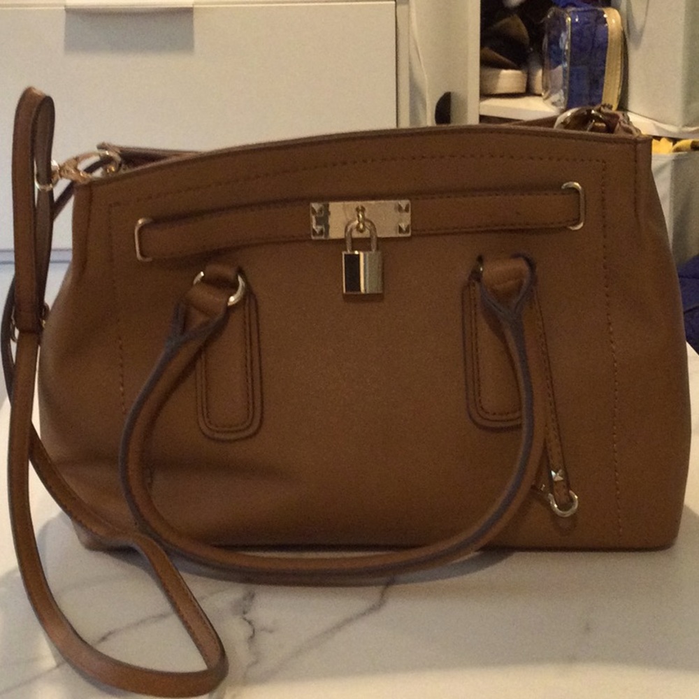 Aldo brown shoulder bag.